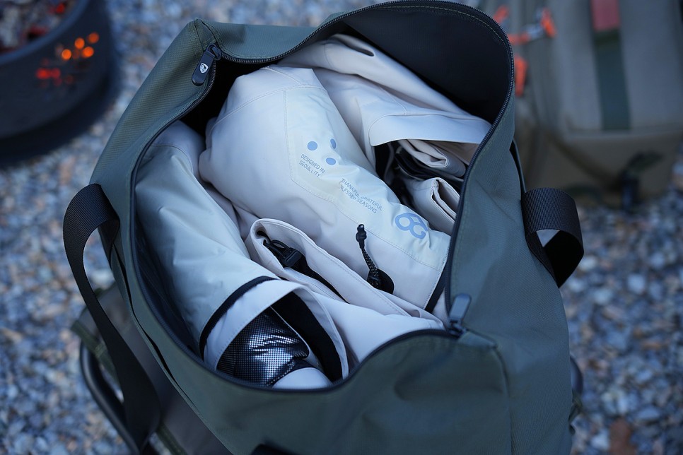 초경량 여행가방 접어 보관하는 캠핑클럽 보스턴백 난 캠핑 수납 가방으로 사용