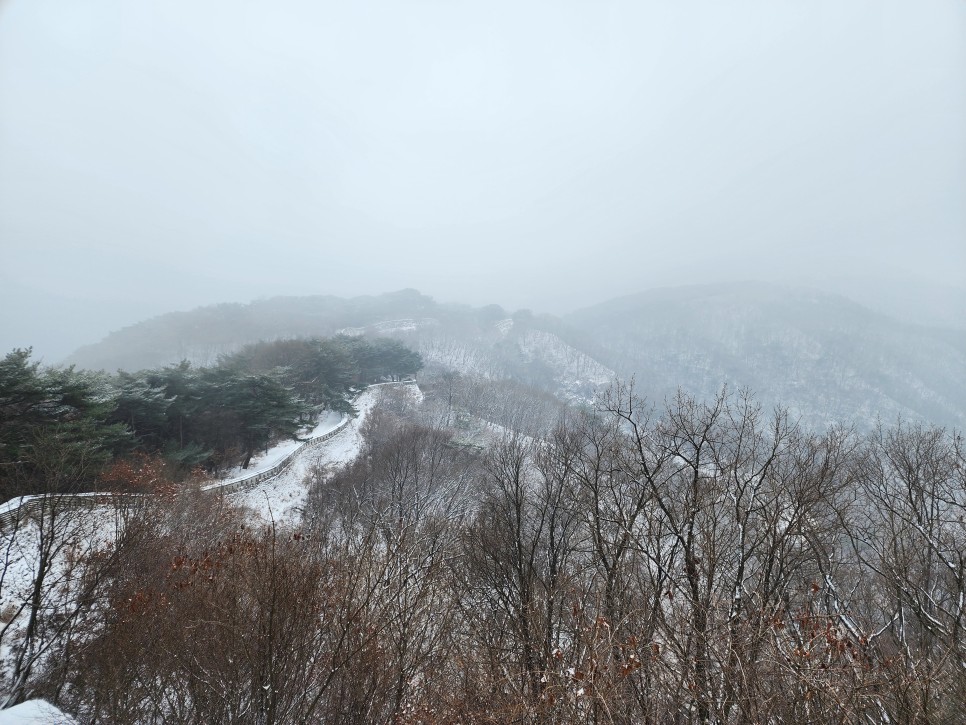 설경의 남한산성 둘레길(Feat. 화이트 크리스마스, '23.12.25)