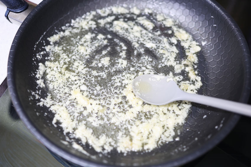 프랑스 앙트르몽 에멘탈 치즈 요리 먹는법 콘치즈그라탕 만들기