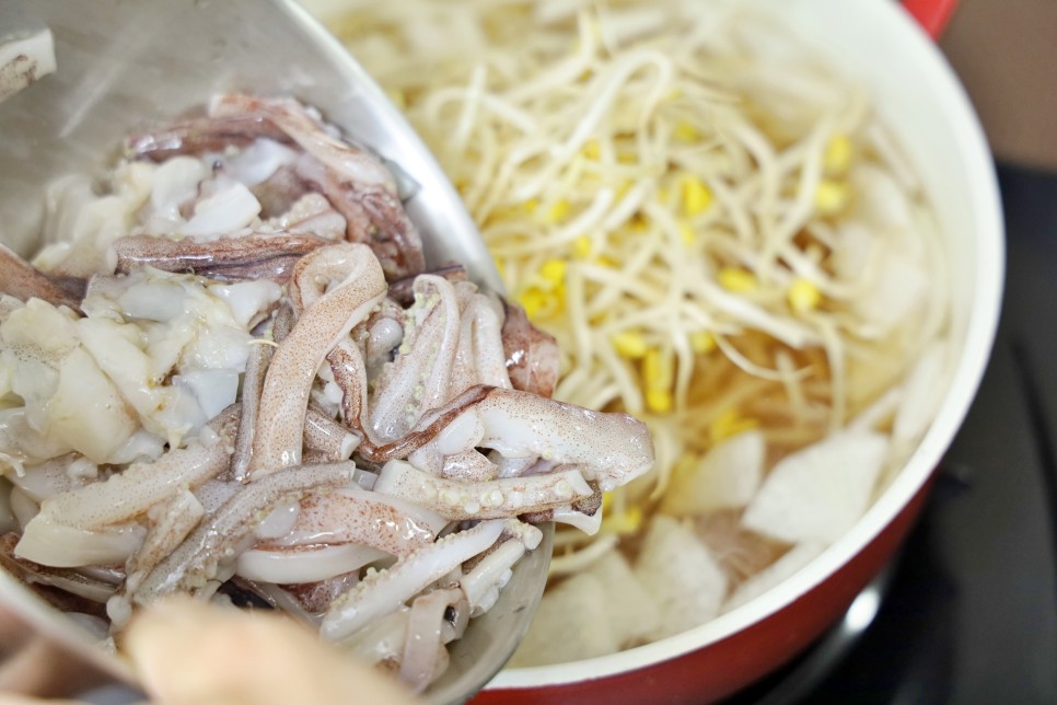 오징어무국 레시피 오징어요리 콩나물 오징어찌개 오징어국 끓이는법