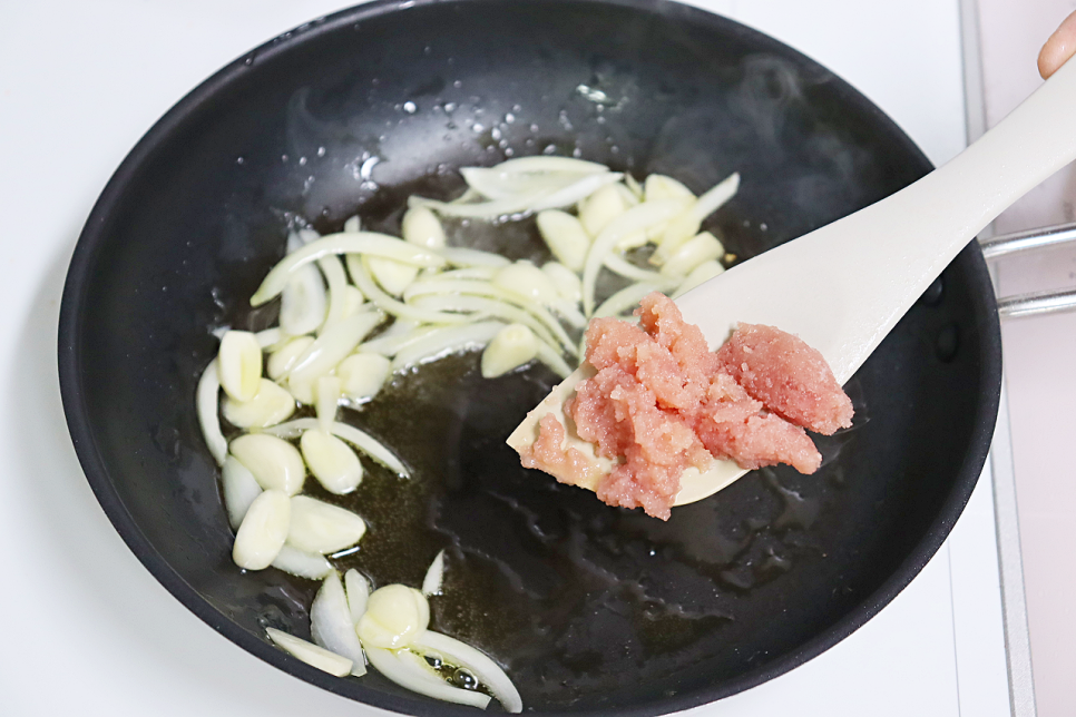 폰타나 홀리데이 에디션 파스타소스 소고기 토마토파스타 만들기 명란 크림파스타 연말 홈파티 음식