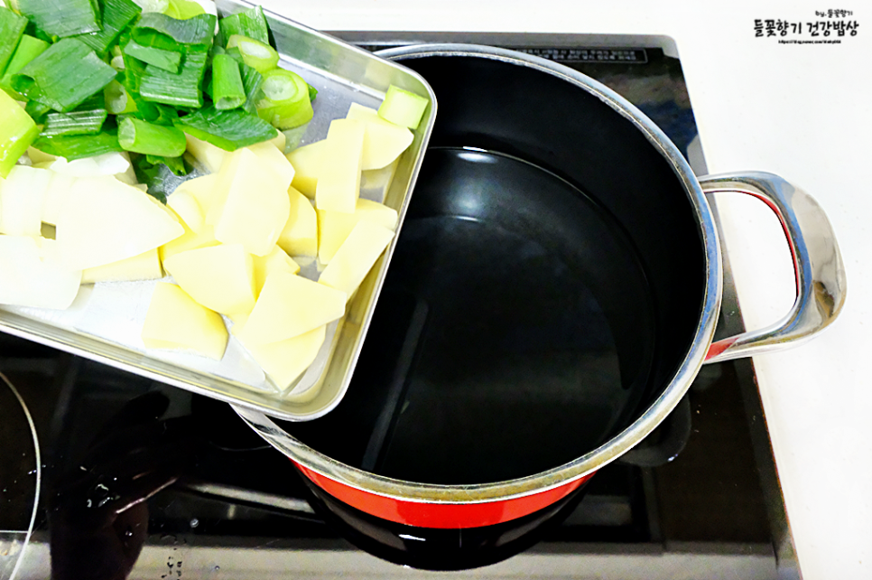 편스토랑 어남선생 류수영 된장찌개 맛있게 끓이는법 차돌박이 된장찌개 레시피