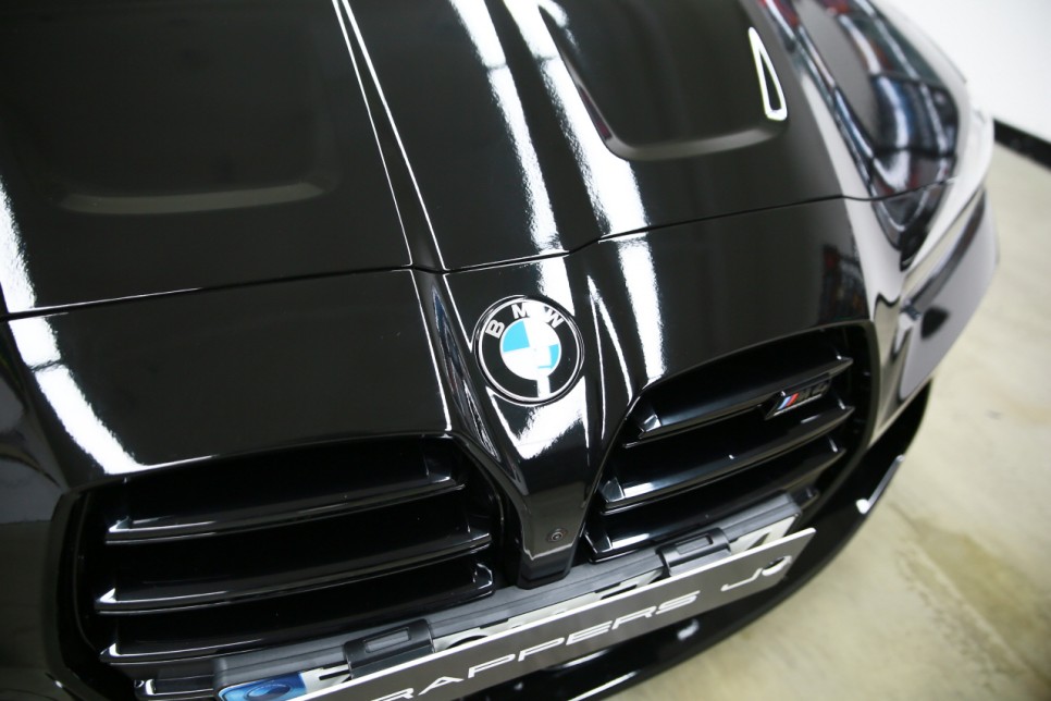 G82 BMW  신형 M4 전체랩핑 - 흰색에서 블랙으로 변신