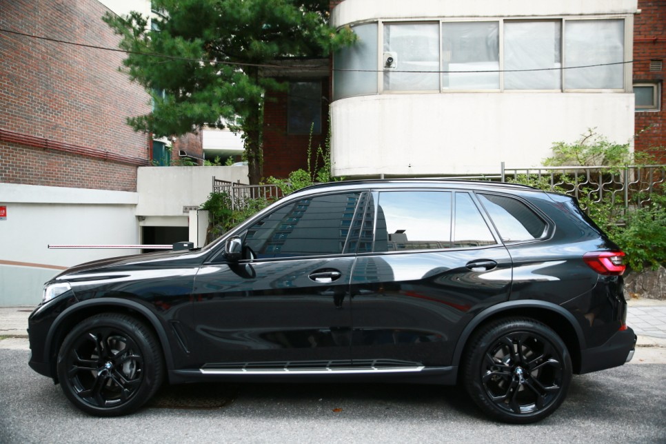 G05 BMW X5 Xline 크롬죽이기 크롬딜리트 잘하는업체