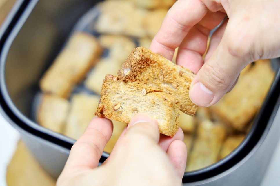 식빵요리 자투리 식빵 러스크 간단한 에어프라이어 간식 만들기