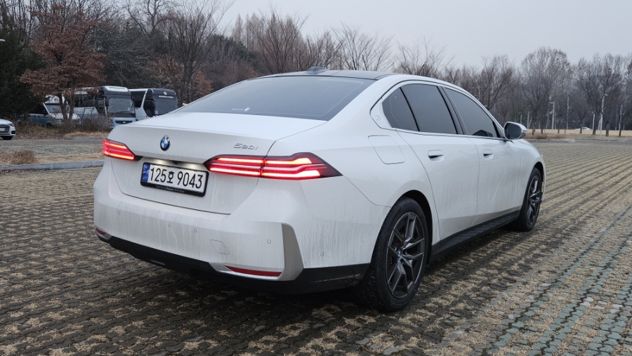 기본형도 괜춘, BMW 520i 시승기