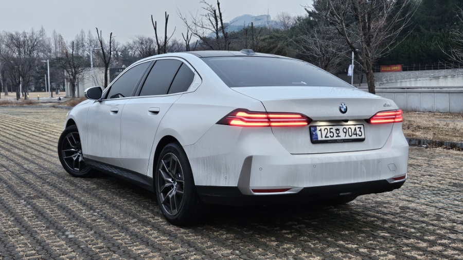 기본형도 괜춘, BMW 520i 시승기