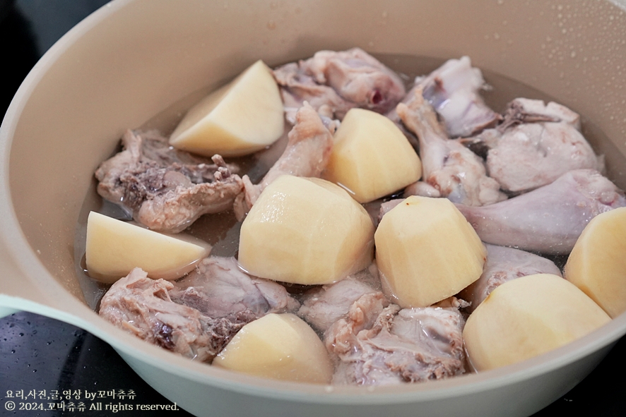국물 닭볶음탕 레시피 닭도리탕 양념 레시피 만드는법 저녁메뉴 추천
