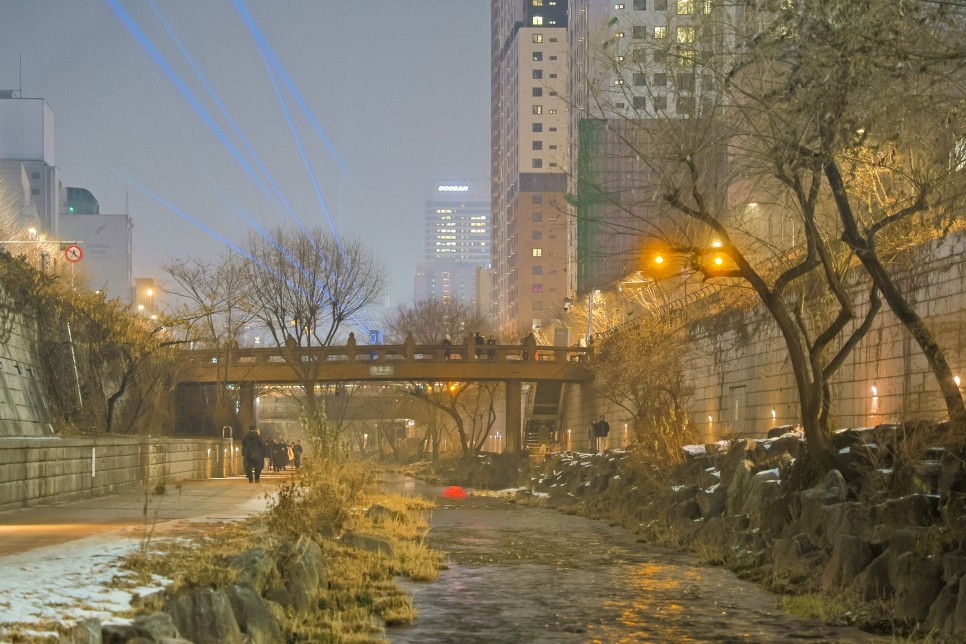 청계천 빛초롱축제 겨울 서울 야경 명소