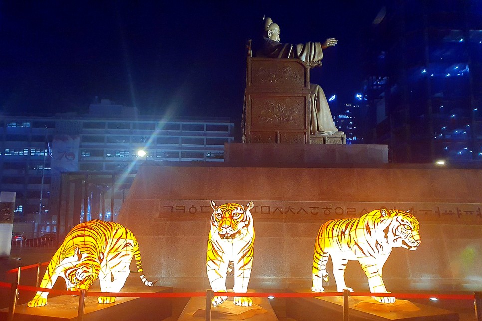 서울 가볼만한곳 빛초롱축제 광화문 광장 데이트 청계천 볼거리 놀거리