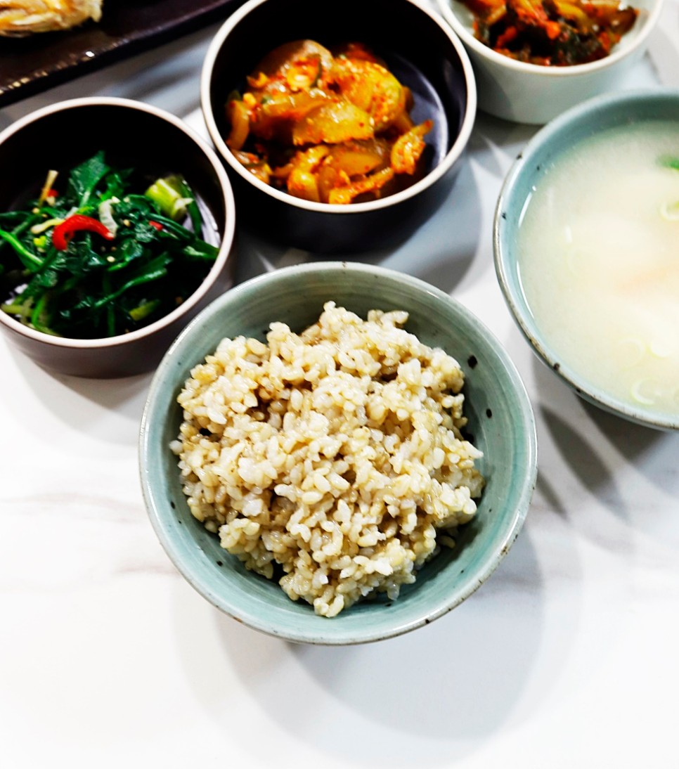 다이어트밥 만들기 녹차 현미밥 짓기 전기밥솥 밥하는법