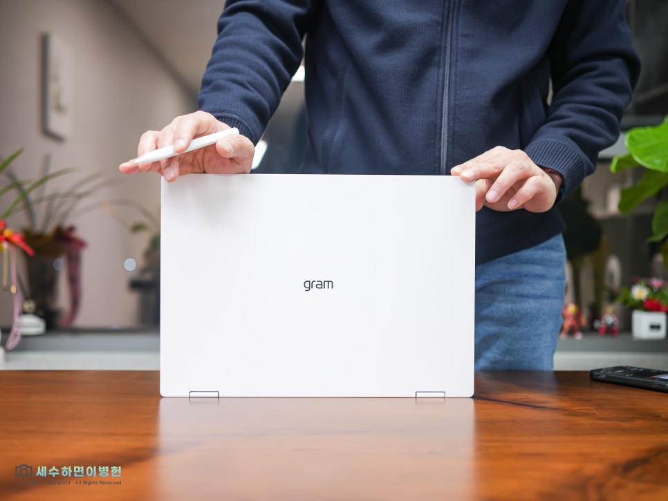 2024 노트북 추천, 사무용 LG 그램 프로 360 2in1 16인치 노트북(16TD90SP-KX56K)
