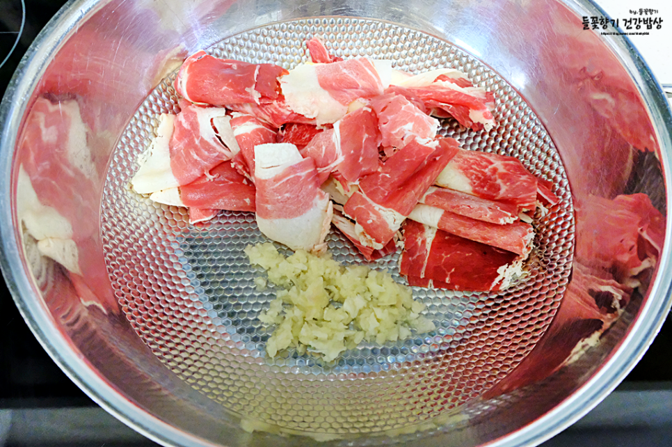차돌박이 숙주볶음 양념 소스 차돌숙주볶음 소고기 숙주볶음 차돌박이 요리