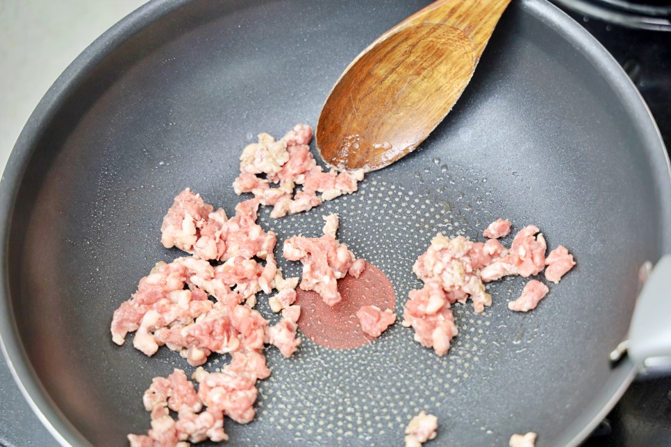 굴소스 야채 다진 소고기 볶음밥 레시피 한그릇요리 간단한 점심메뉴