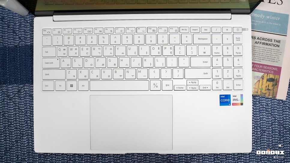 삼성 갤럭시북2 프로 가벼운 초경량 초슬림 대학생 노트북 NT950XFT-A51A