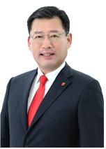 김영진 예비후보, 청소년 정신건강 문제와 출산율 상승 의견 제시