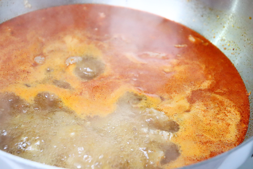 돼지고기 순두부찌개 끓이는법 양념 버섯 순두부찌개 레시피 재료 순두부요리
