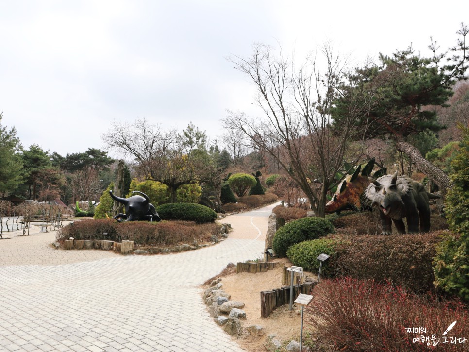 경기도 이천 가볼만한곳 여행 드라이브 시몬스테라스 설봉공원 산수유마을 덕평공룡수목원