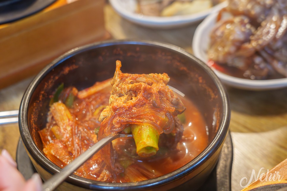 제주공항 근처 아침식사 장모식탁 한정식