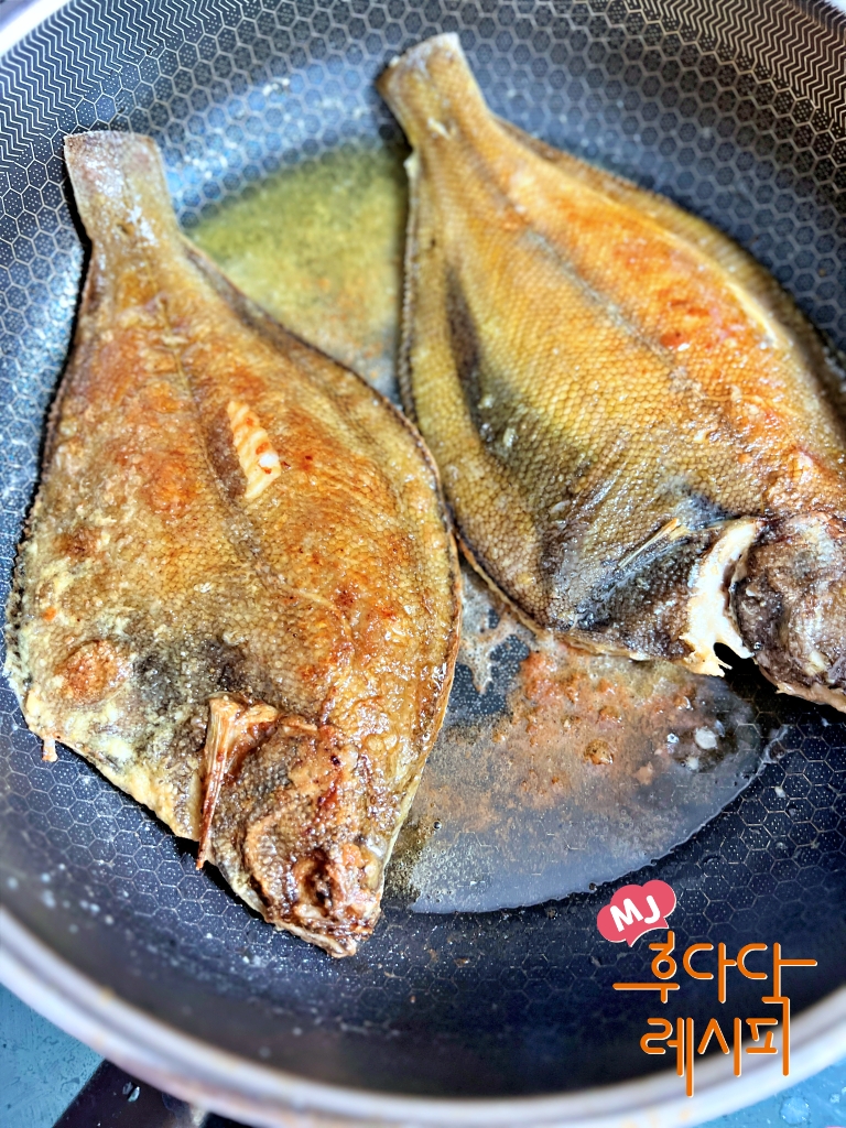 냉동 가자미 요리 굽는법 굽기 맛있게 냉동 가자미구이 생선구이 후라이팬 생선굽기