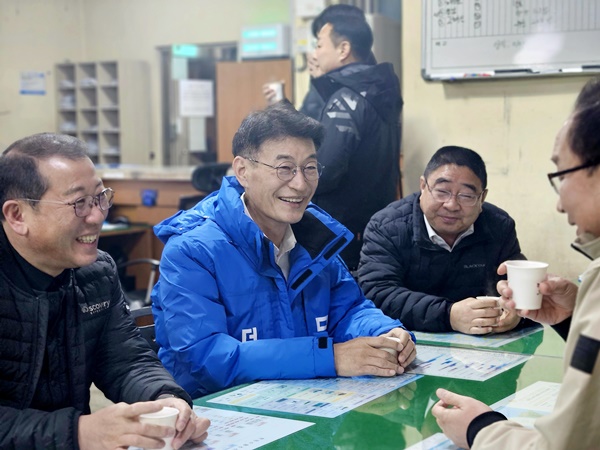 문대림 국회의원(제주시 갑) 예비후보, 한림수협 위판장 초매식 참석