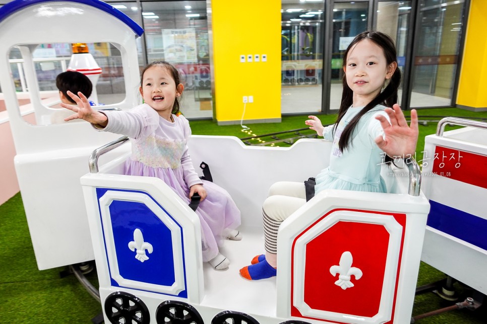 청라 키즈카페 주차 편하고 놀이기구가 있는 인천 서구 초대형 태권래빗후기!