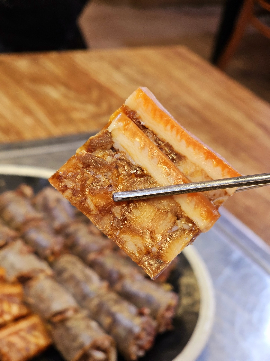월평동 맛집 편육 전통순대 맛있는 쌍둥이수육국밥