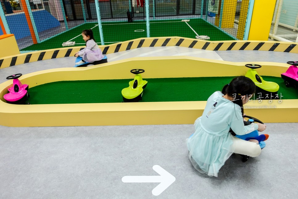 청라 키즈카페 주차 편하고 놀이기구가 있는 인천 서구 초대형 태권래빗후기!