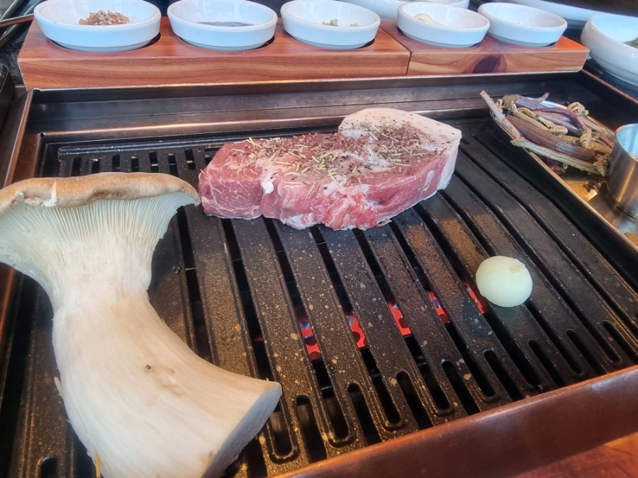 제주옥탑 - 거제 상동동 맛집 : 고기 맛있고 깔끔한 고깃집