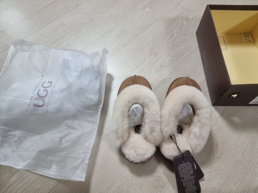 오즈웨어 UGG 어그 양모 천송이 슬리퍼 OB114