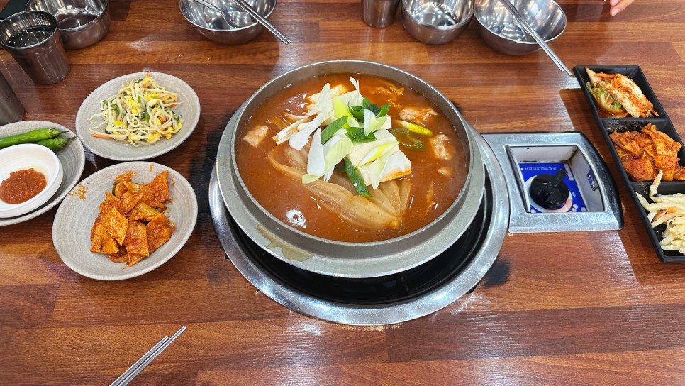 세종시 고운동 김치찌개 맛집 왕순이갈비김치찌개