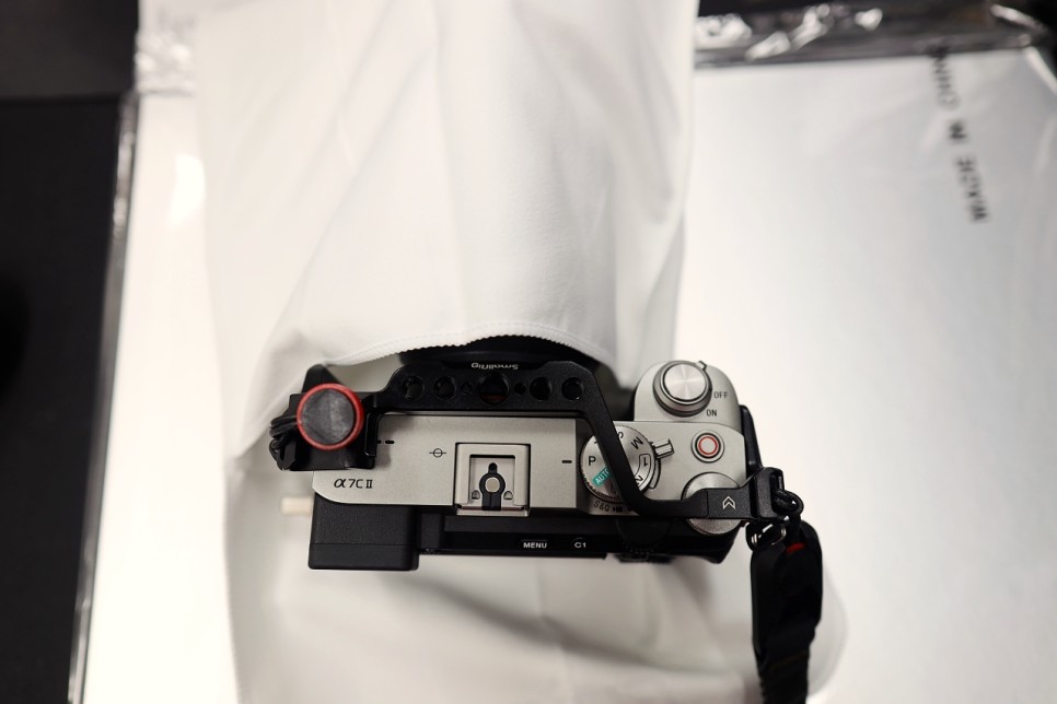 글린트 소니 카메라 A7C2 액정 보호필름 및 청소도구 휴대용 반사판 포켓 융 파우치 내돈내산 장만