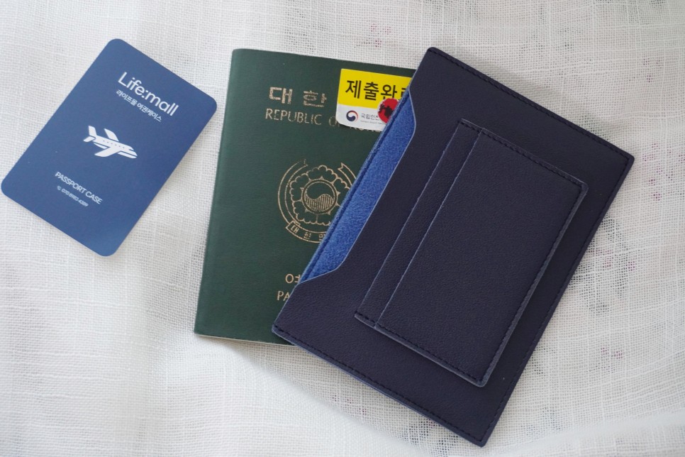 가죽 여권케이스 추천 안티스키밍, 라이프몰! 해외여행 준비물 필수품