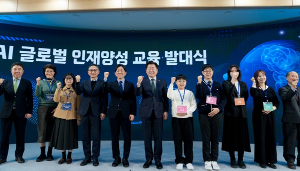 코딩 몰라도 뚝딱… 제주도-구글클라우드, AI 인재 양성 본격화