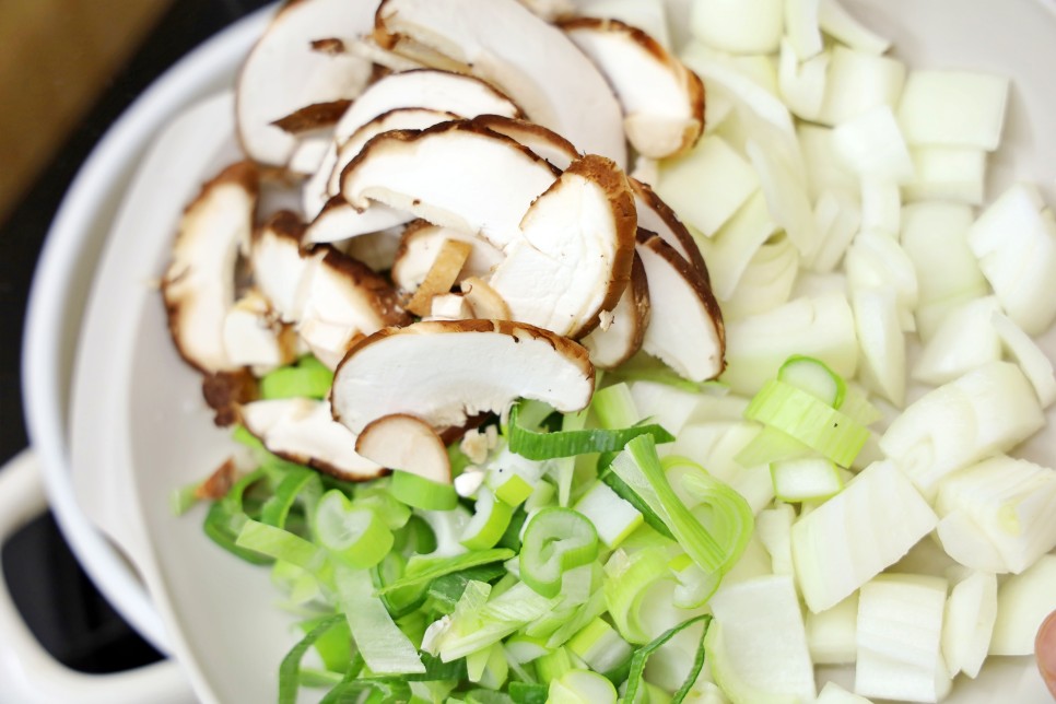 된장찌개 맛있게 끓이는법 고깃집 차돌박이 된장찌개 레시피 찌개종류