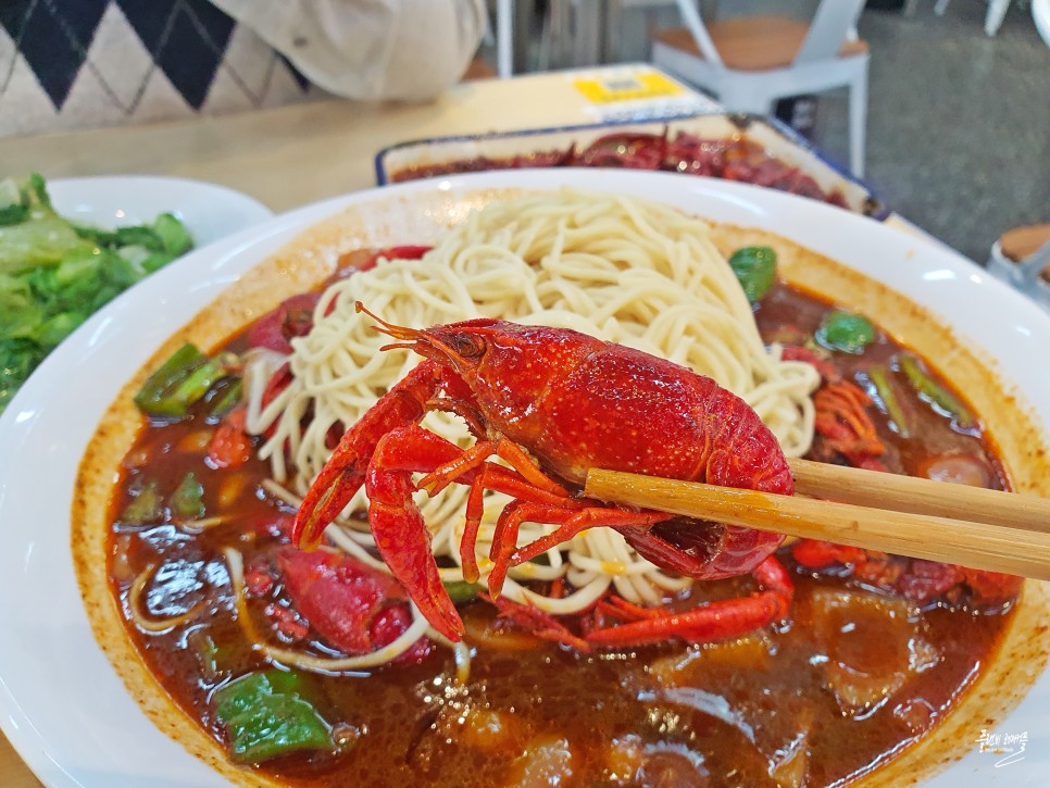 중국 상해 여행 조이시티 잔망루피 스토어 상하이 마라롱샤 맛집