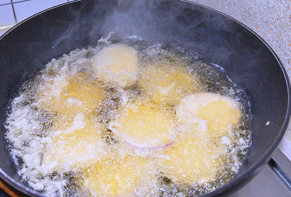 바삭한 고구마 튀김 만들기 고구마튀김 만드는법 고구마 간식 요리
