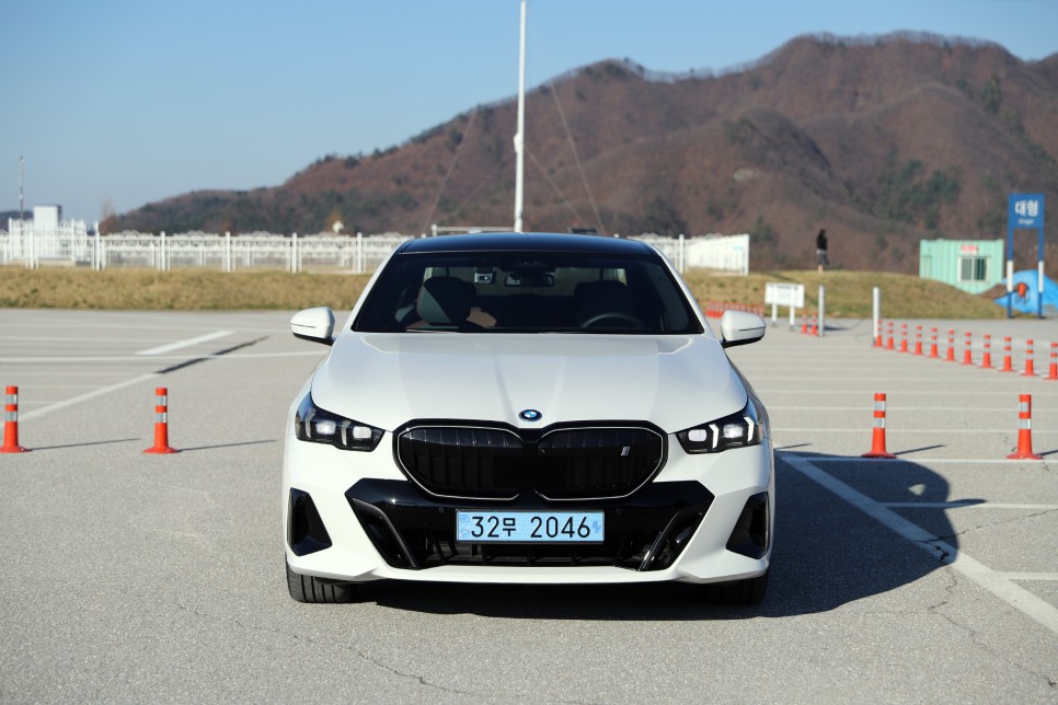 BMW i5 시승기 eDrive40 MSP PRO