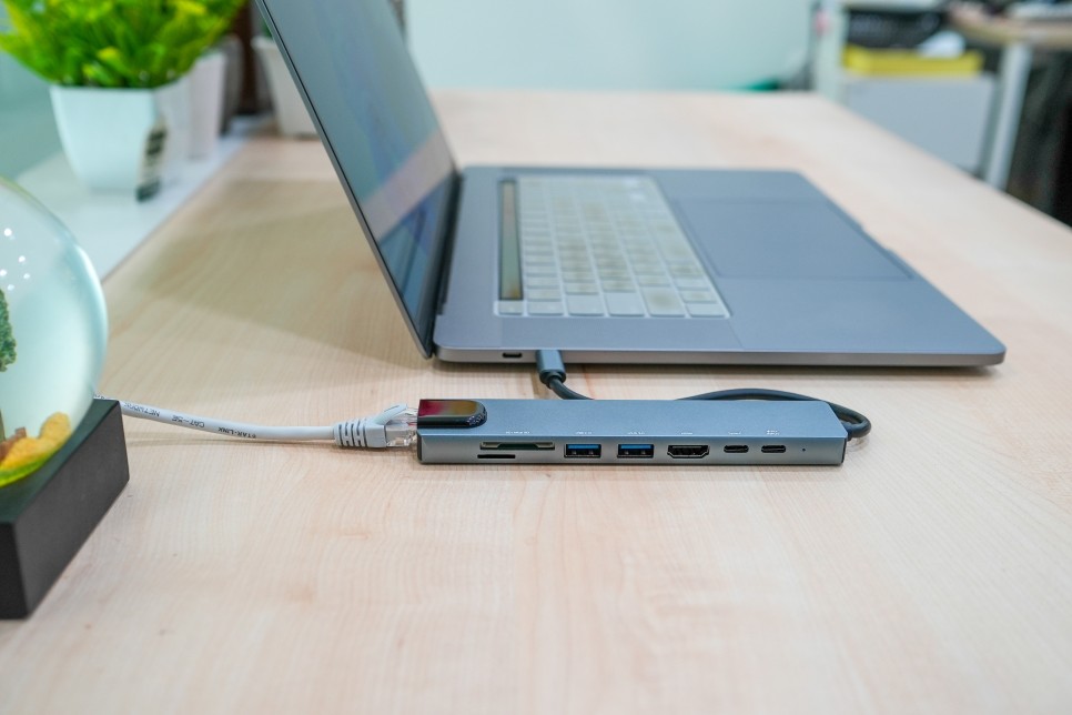 아이패드 맥북 USB 허브 랜포트 탑재 C타입 멀티 허브 모락 프로토 후기