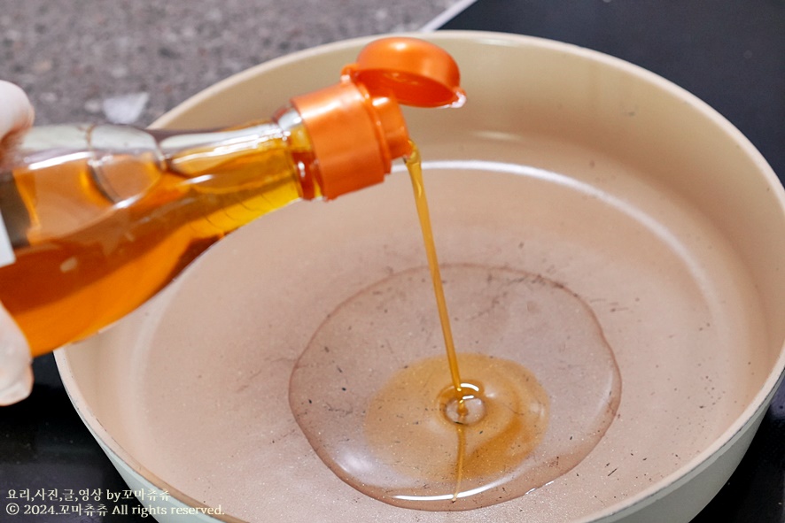 들기름 김치볶음 레시피 묵은지들기름볶음 신김치볶음 만들기 볶음김치 만드는법