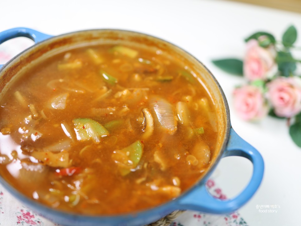 된장찌개 맛있게 끓이는법 백종원 레시피 표고버섯 애호박 재료 만드는 법