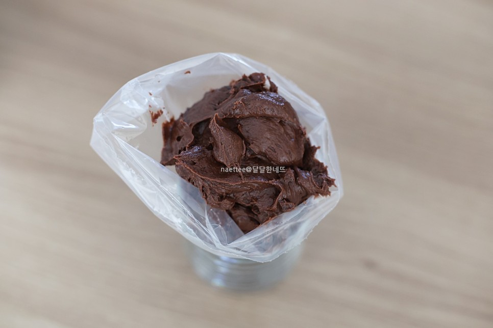 촉촉한 초코머핀 만들기 초코컵케이크 중력분 베이킹