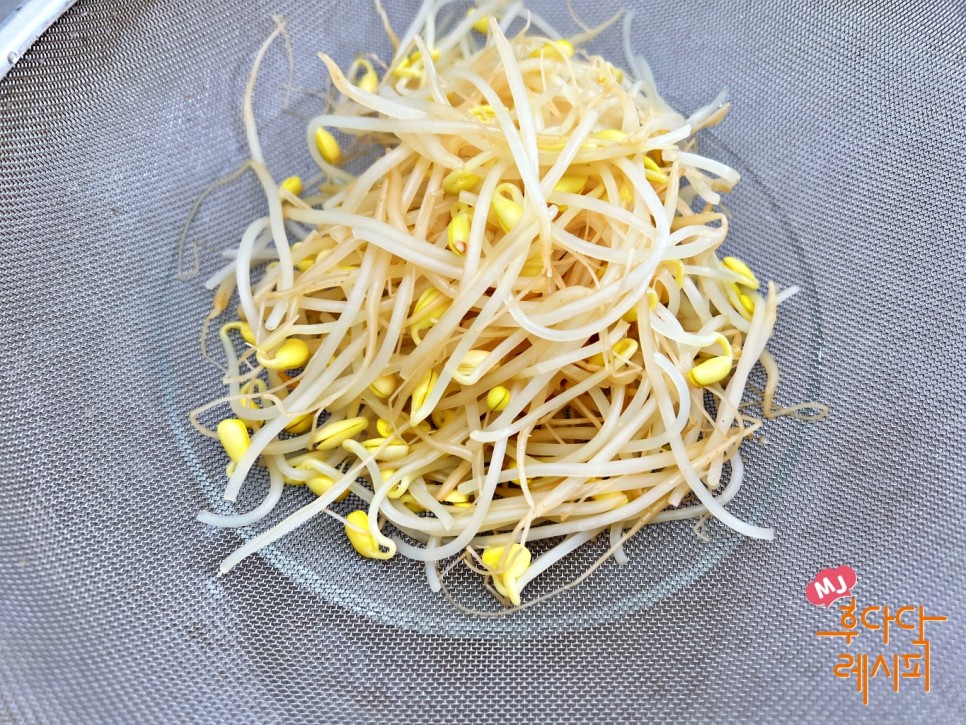 김치콩나물국 콩나물 김치국밥 만드는법 오징어 콩나물국밥 만들기