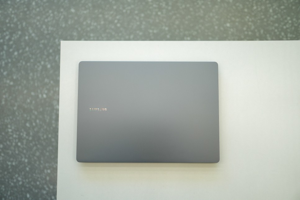 갤럭시북4 프로 14인치 가벼운 삼성 노트북 추천 NT940XGQ-A71A 후기