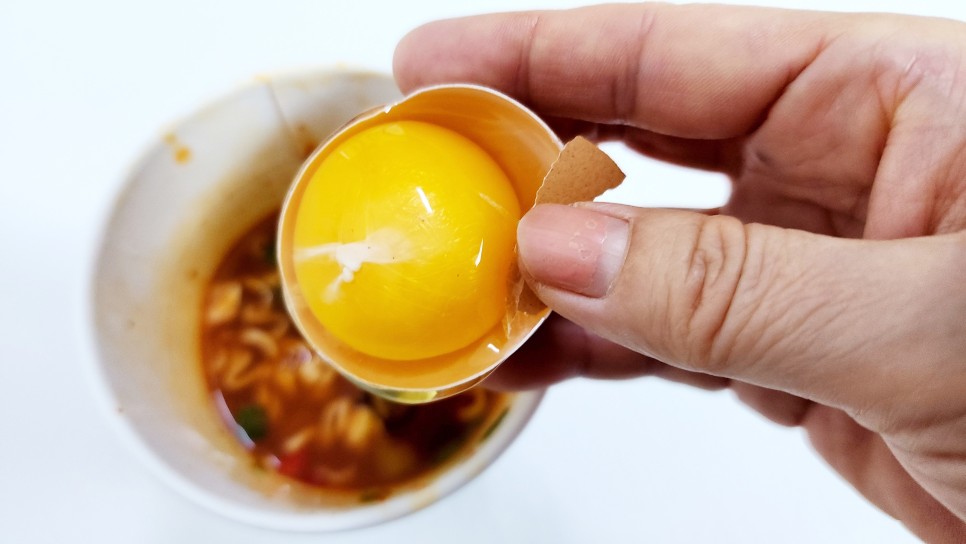 간단한 뚝배기 계란찜 만드는법 전자레인지 컵라면 계란찜 만들기 계란요리