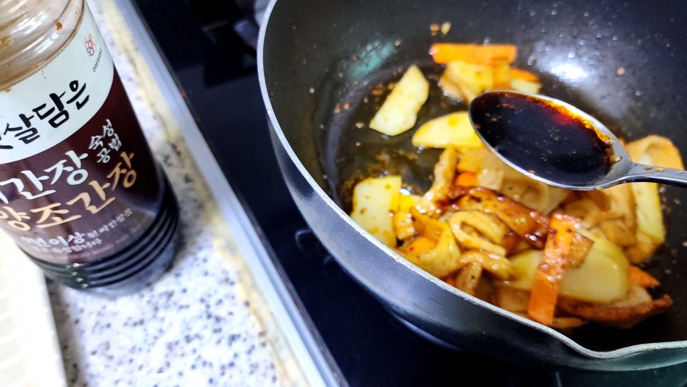 매운 어묵볶음 레시피 어묵감자볶음 만드는법 밥반찬 종류 감자어묵볶음 요리