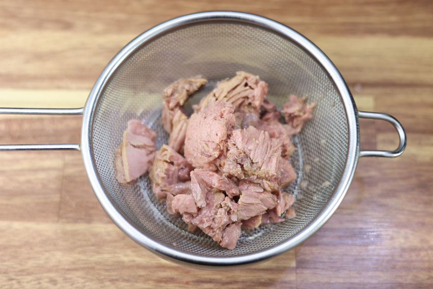 참치미역국 끓이는 방법 레시피 고기없는 참치캔 미역국 끓이는 방법
