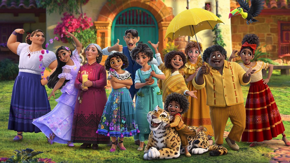 디즈니 영화 엔칸토: 마법의 세계 정보 줄거리 등장인물 가족 애니메이션 추천