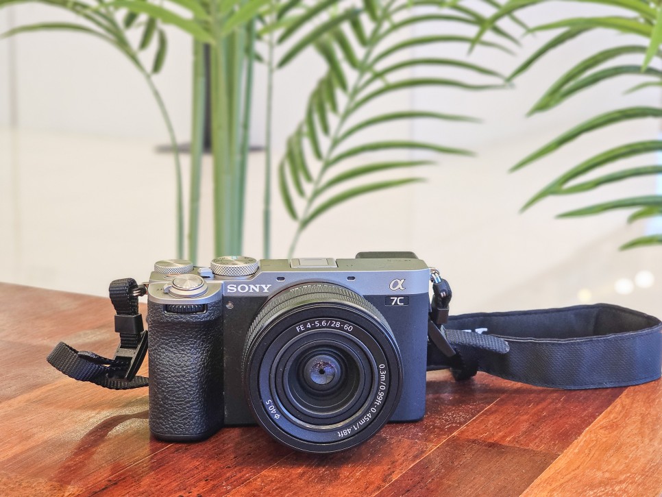 미러리스카메라  추천 소니A7C2 가벼운 여행용 브이로그 카메라