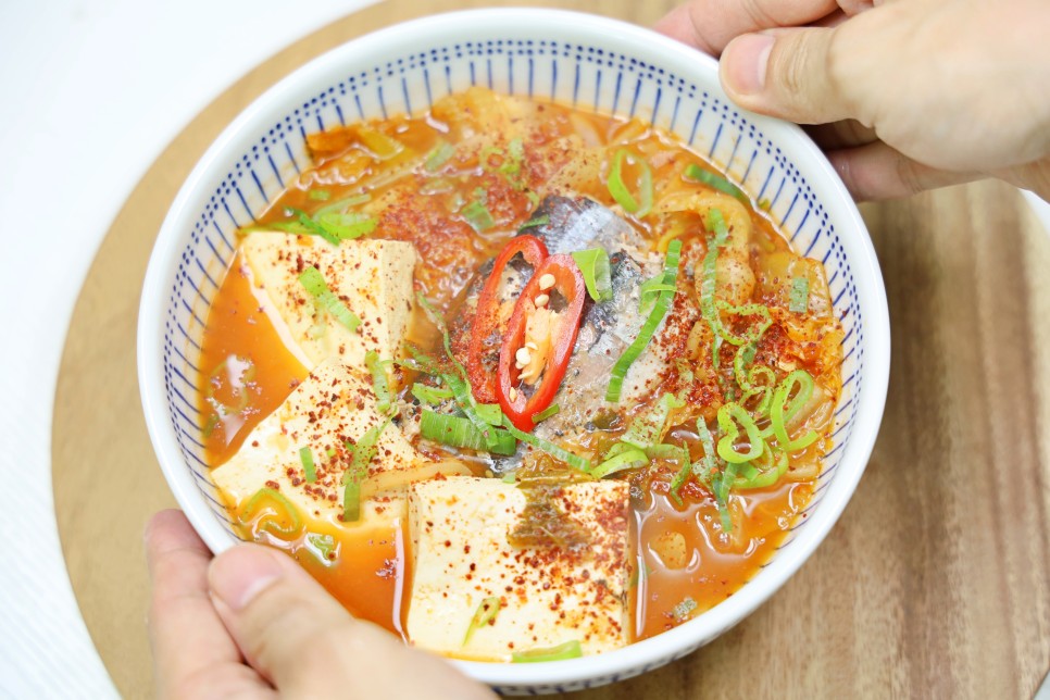 꽁치통조림 김치찌개 맛있게 끓이는법 김치요리 레시피
